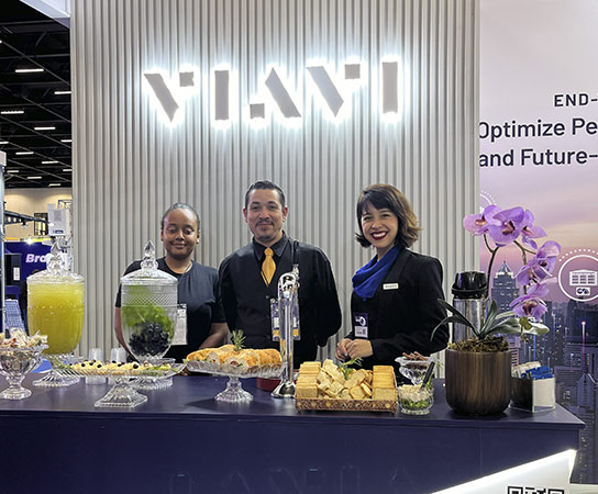 Galeria do projeto VIAVI – Stand + Totem Interativo — imagem 6